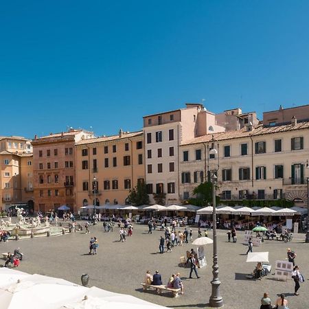ローマNew! Amazing Piazza Navona Viewアパートメント エクステリア 写真