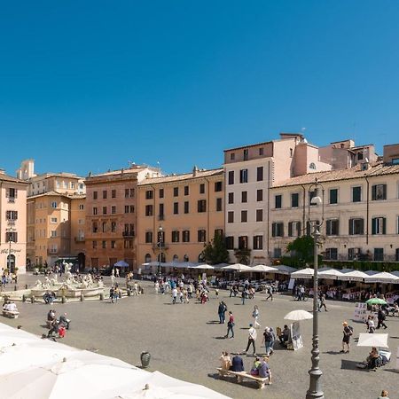 ローマNew! Amazing Piazza Navona Viewアパートメント エクステリア 写真