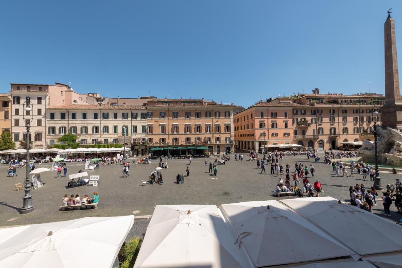 ローマNew! Amazing Piazza Navona Viewアパートメント エクステリア 写真