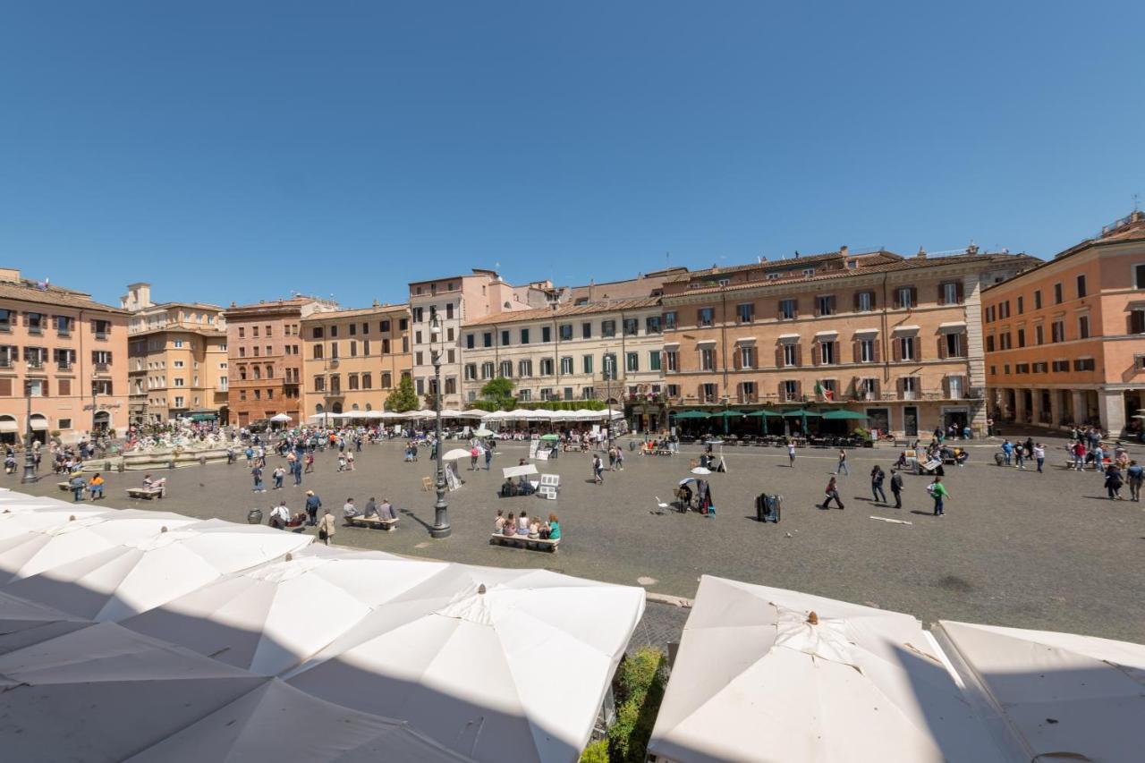 ローマNew! Amazing Piazza Navona Viewアパートメント エクステリア 写真