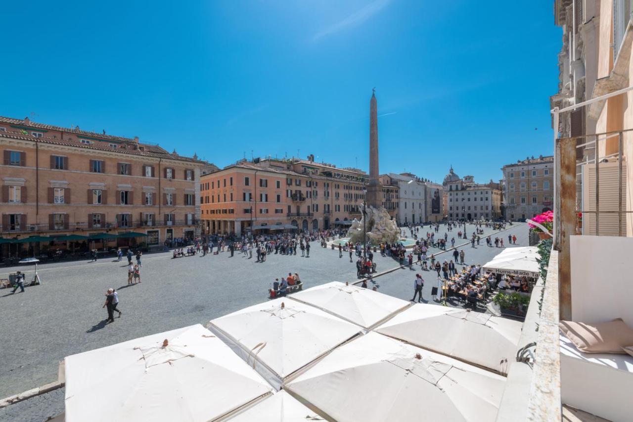 ローマNew! Amazing Piazza Navona Viewアパートメント エクステリア 写真