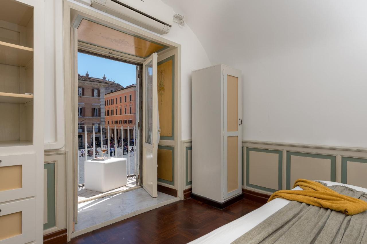 ローマNew! Amazing Piazza Navona Viewアパートメント エクステリア 写真