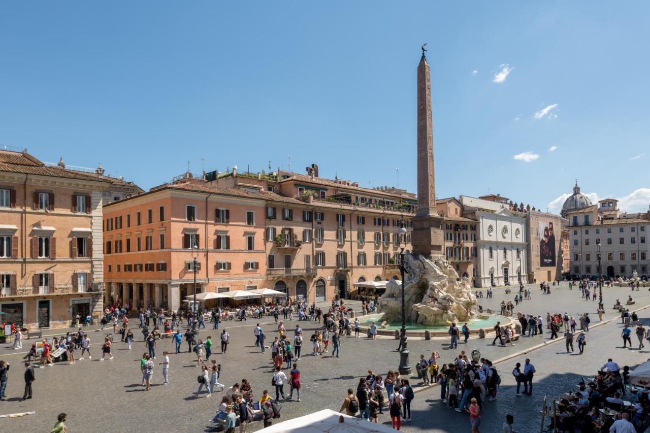 ローマNew! Amazing Piazza Navona Viewアパートメント エクステリア 写真