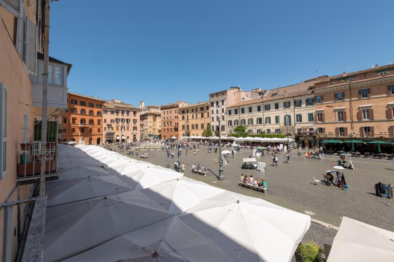 ローマNew! Amazing Piazza Navona Viewアパートメント エクステリア 写真